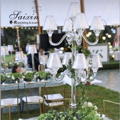 Décoration d'événement 11 bras Lumière de cristal avec ombre de verre pour les pièces principales du mariage